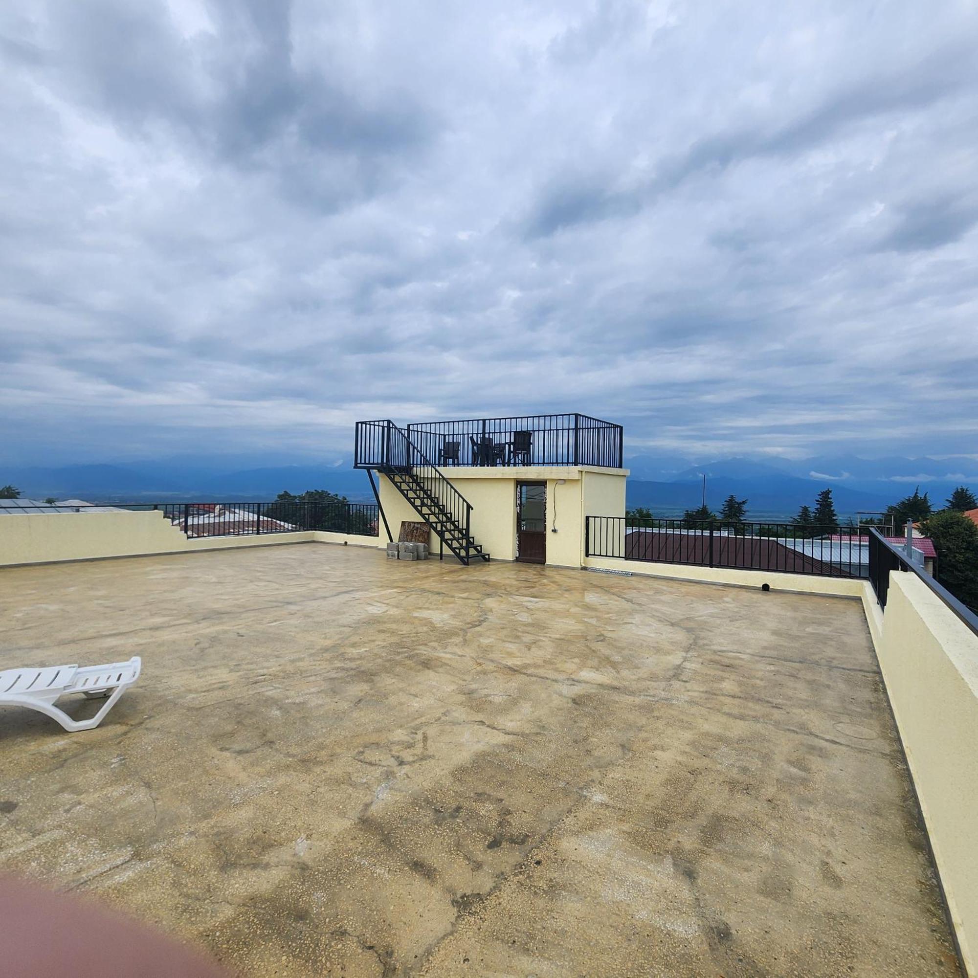 Panorama Family Hotel Telavi Esterno foto