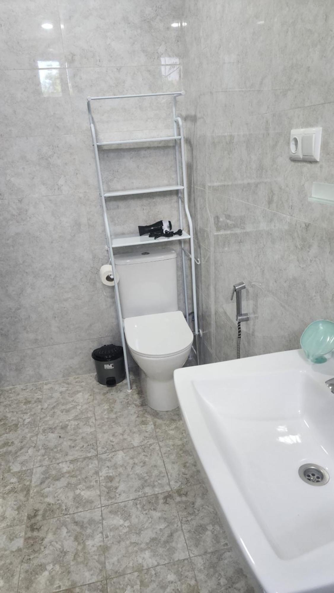Panorama Family Hotel Telavi Esterno foto